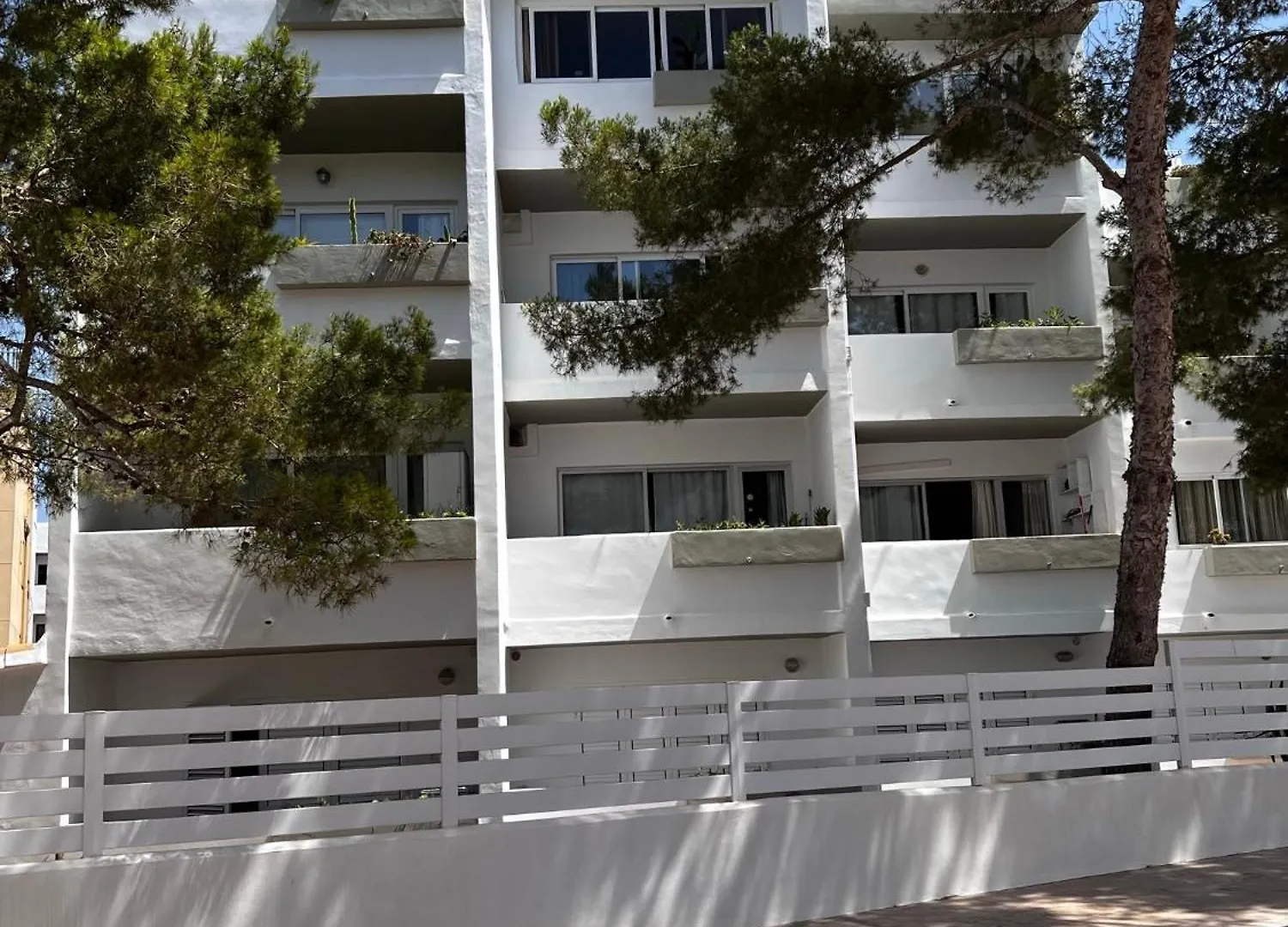 エス・プホルスEdificio Rexiiアパートメント スペイン